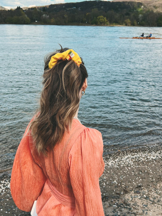 Scrunchie Beach Flower | Sustainable Susi | eco-friendly Hair ties plasticfree