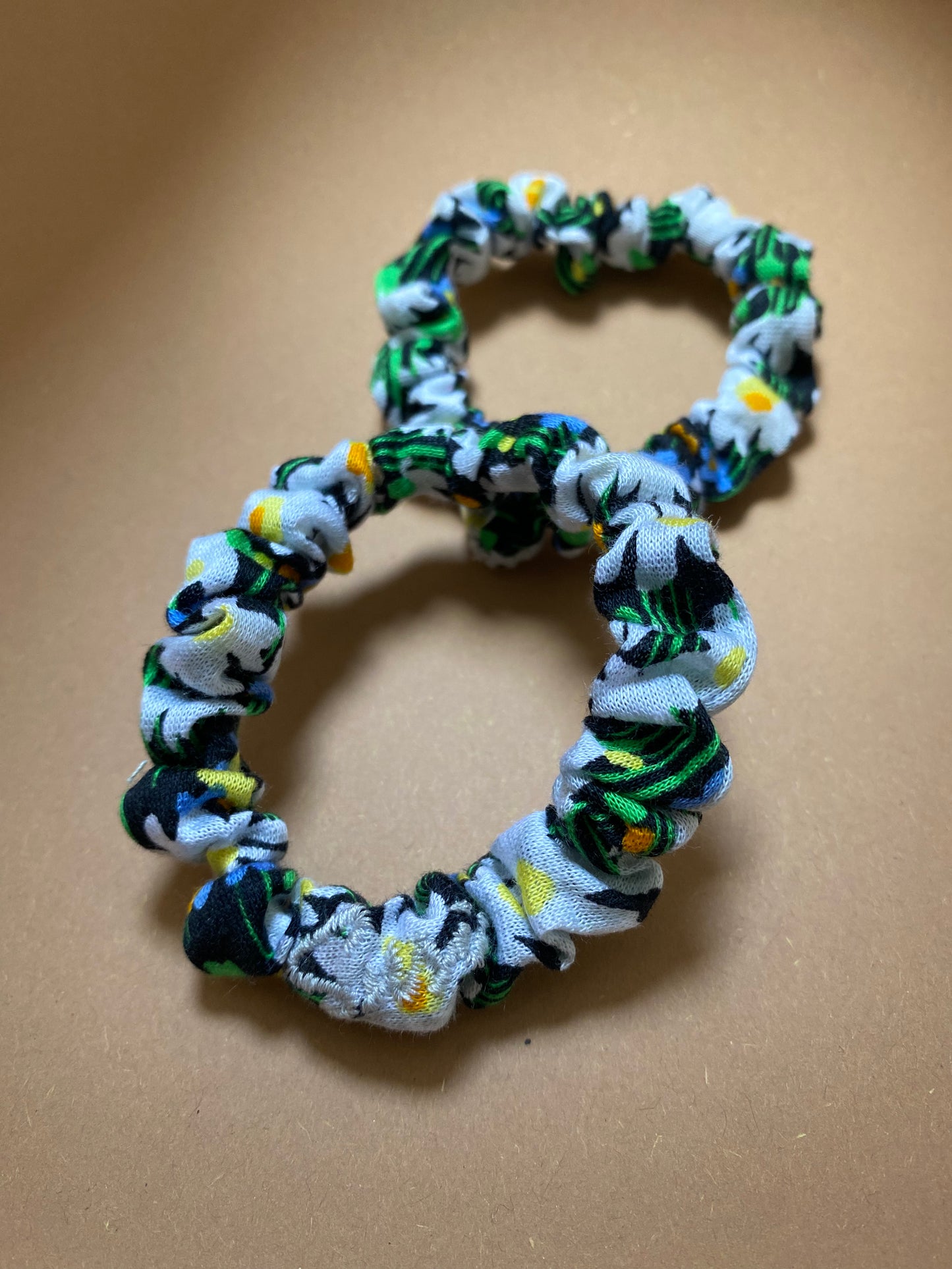 Hair Tie Vintage Daisy Flower Scrunchie Premium Hair Accessories | Made in Germany | Sustainable Susi