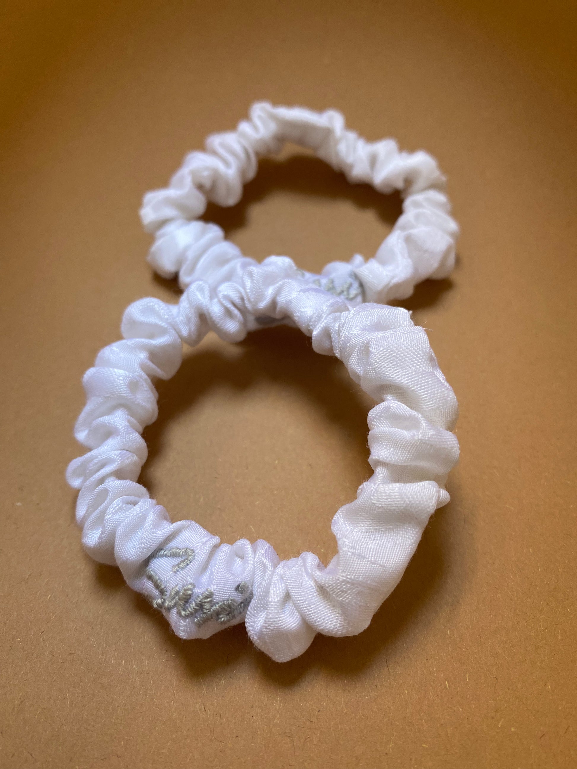 2 Pack Hair Tie Vintage Bridesmaid White Scrunchie Premium Hair Accessories | Made in Germany | Sustainable Susi